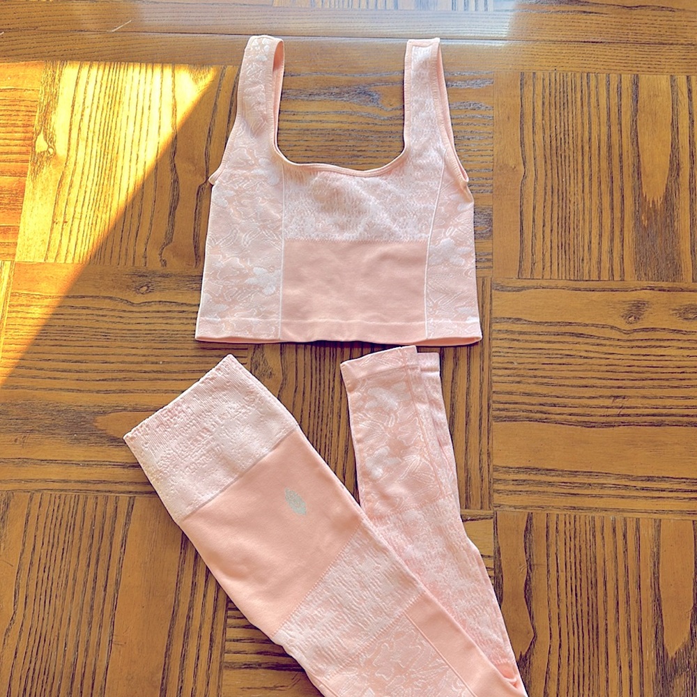 FREE PEOPLE Patch Me If You Can workout set